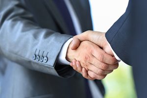Китайские компании профинансируют СПГ-проект Golar LNG.