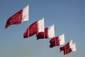Катар удваивает СПГ и видит газ основой энергетики века