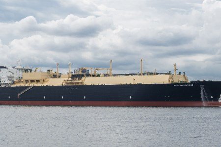 Seatrium завершила программу экологической модернизации СПГ-танкеров Chevron