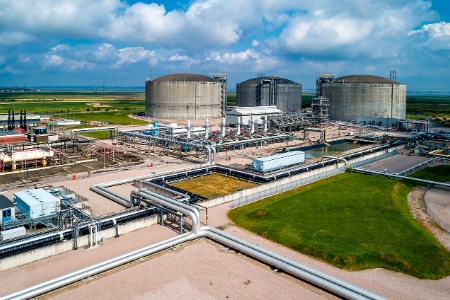 QatarEnergy начала 25-летние поставки сжиженного природного газа в Великобританию