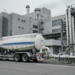 Японская INPEX впервые начнет поставки СПГ собственными автоцистернами