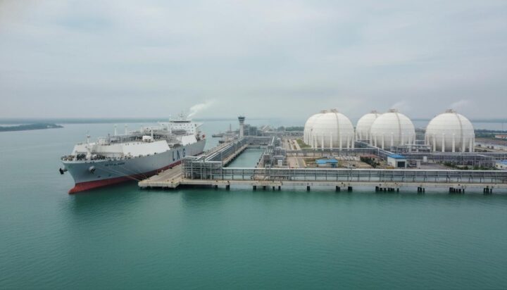 Вьетнам получил первую в 2024 году партию сжиженного природного газа