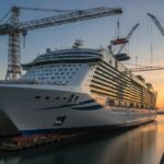 Флот Royal Caribbean пополнят два новых круизных лайнера на СПГ к 2030 году