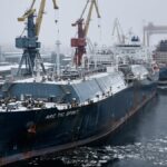 Российские верфи готовят к спуску три новых СПГ-газовоза