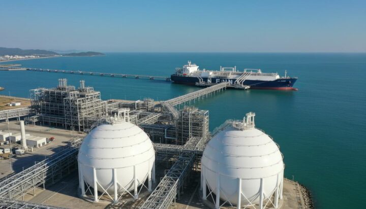 Nikkiso поставит насосы для СПГ-терминала в Брунсбюттеле